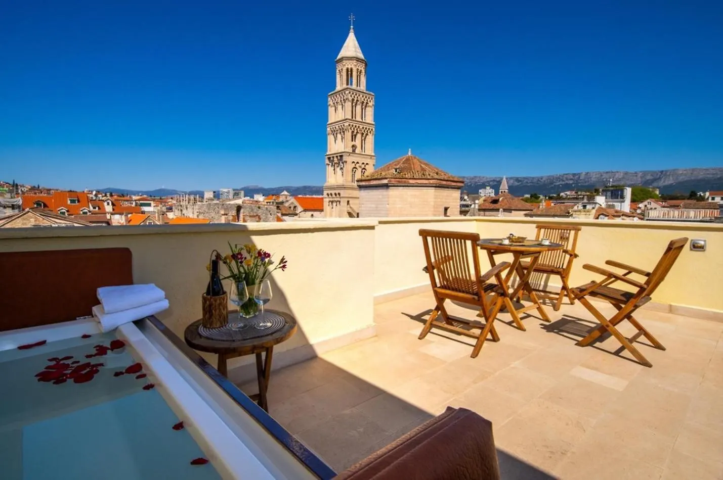Terazza Grande In Diocletian Tower Daire Split Hırvatistan